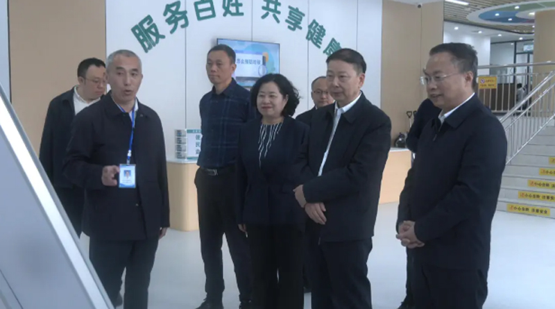  title='邓正权在调研达州、巴中卫生健康工作时强调：突出重点，锻长补短，奋力推进川东北卫生健康事业高质量发展'